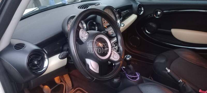 MINI Cooper 1.6HDI