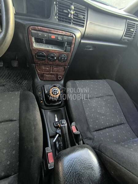 Opel Vectra B cdx