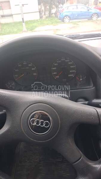 Audi 80 B4, 2.0 E