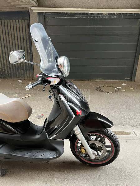 Piaggio Beverly