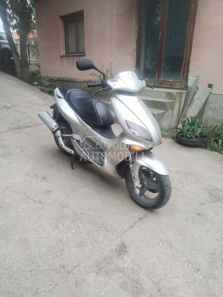 Yamaha MBK Thunder