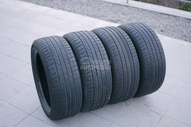 Goodyear 215/50 R17 Letnja