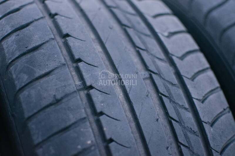 Goodyear 215/50 R17 Letnja