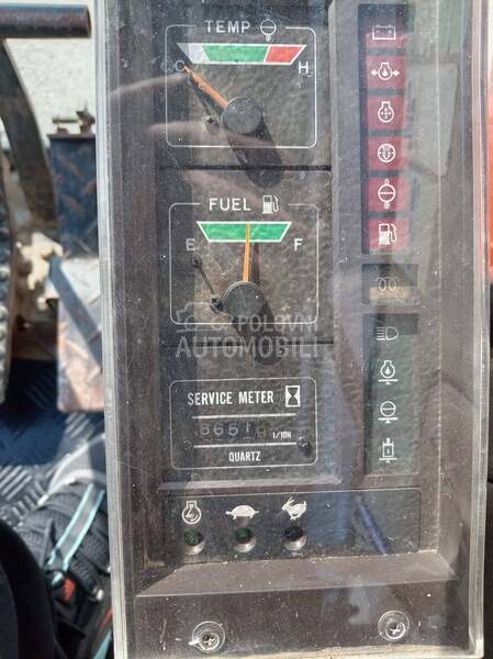 Hitachi EX150 Svajcara