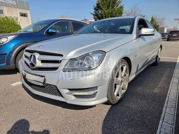 Mercedes Benz C Klasa cupe 2012. god. -  kompletan auto u delovima