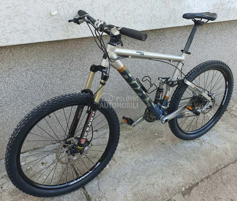 BIXS SAUVAGE 300 3X9