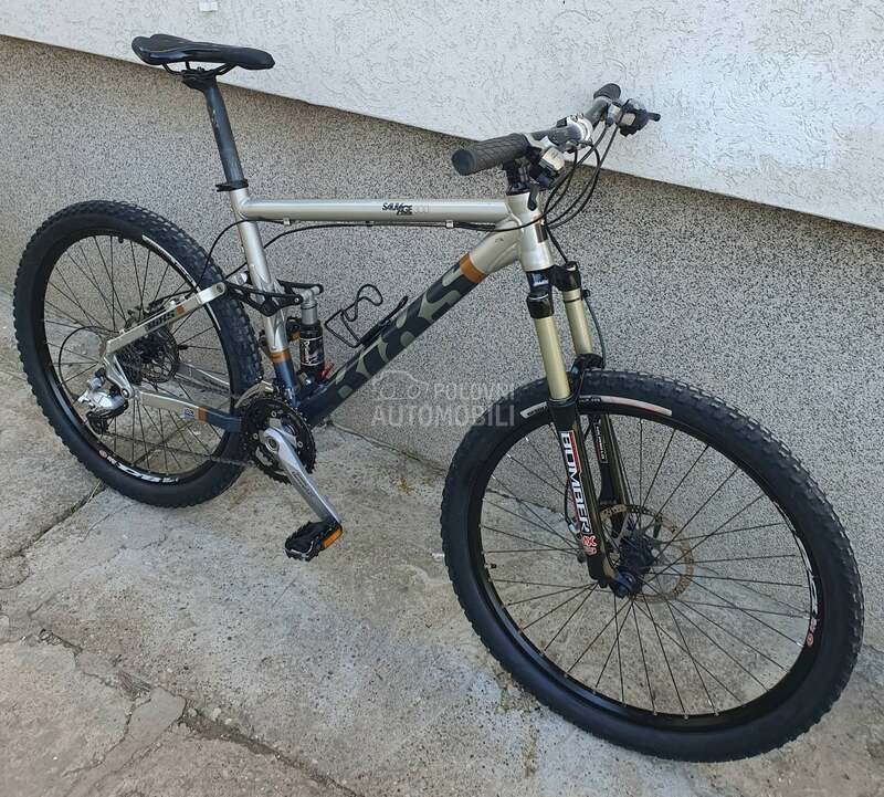 BIXS SAUVAGE 300 3X9