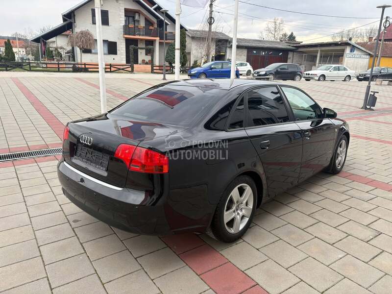 Audi A4 1.6