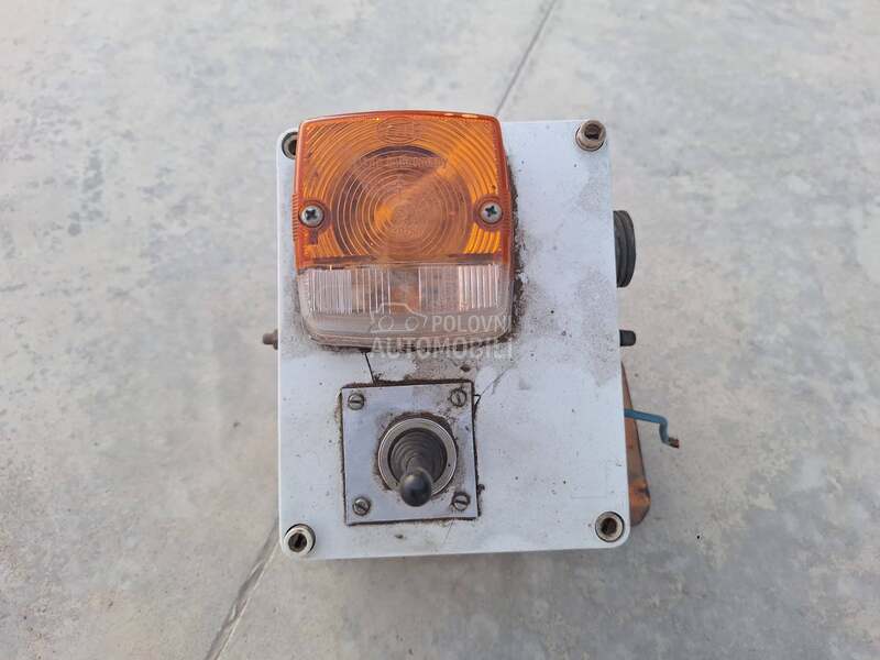 Claas Rollant 44 Dodavač Mase