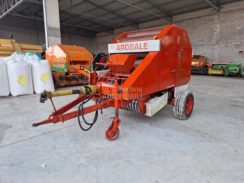 Claas Rollant 44 Dodavač Mase