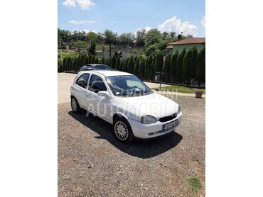 Opel Corsa B 1.2 16v