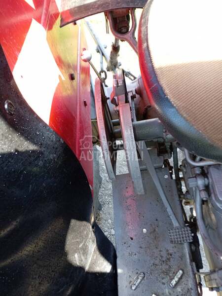 Massey Ferguson 158