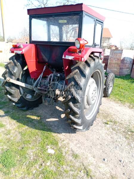 Massey Ferguson 158