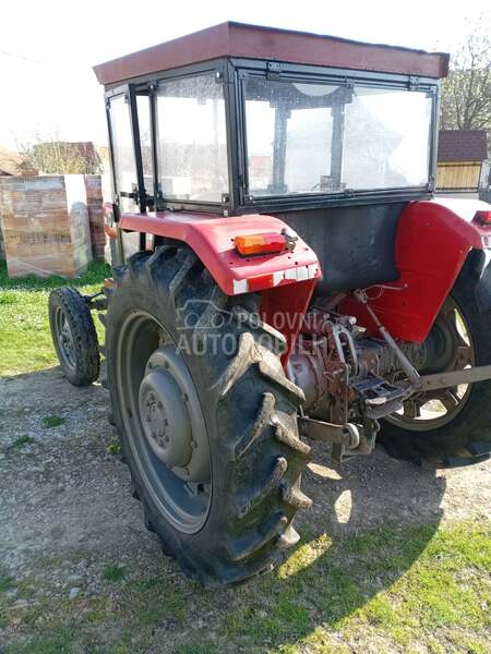 Massey Ferguson 158
