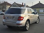 Mercedes Benz ML 320 