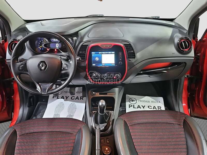 Renault Captur HELLY HANSEN