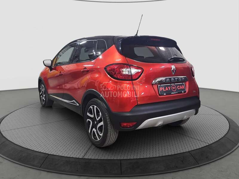 Renault Captur HELLY HANSEN