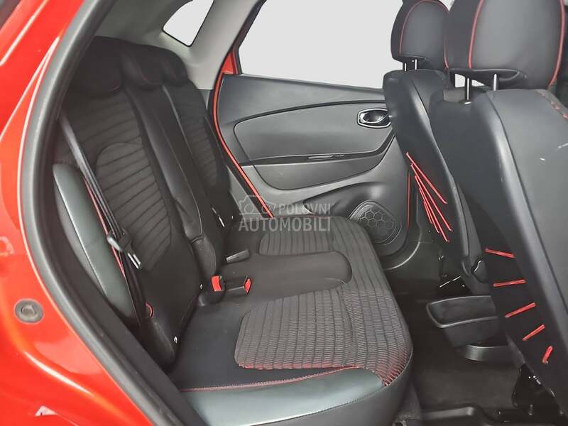 Renault Captur HELLY HANSEN