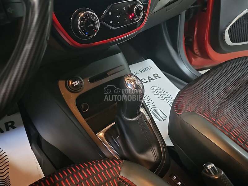 Renault Captur HELLY HANSEN