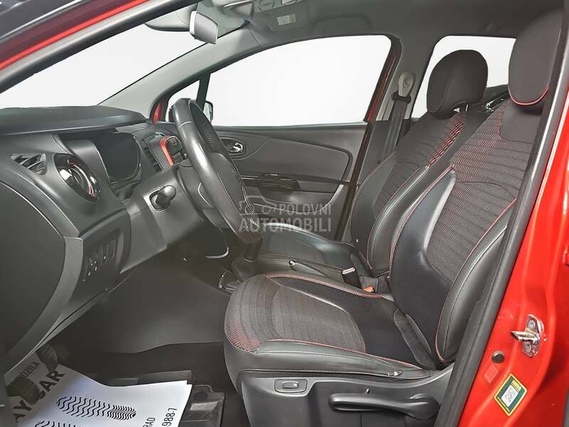 Renault Captur HELLY HANSEN