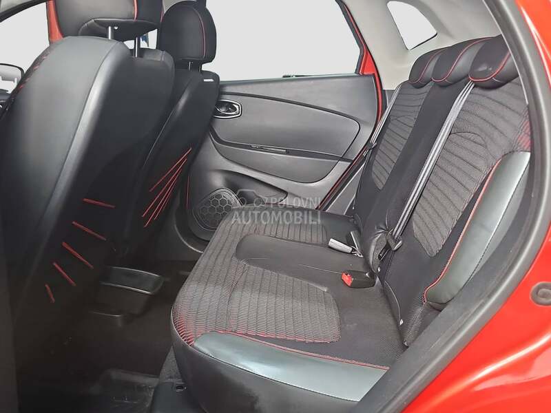 Renault Captur HELLY HANSEN