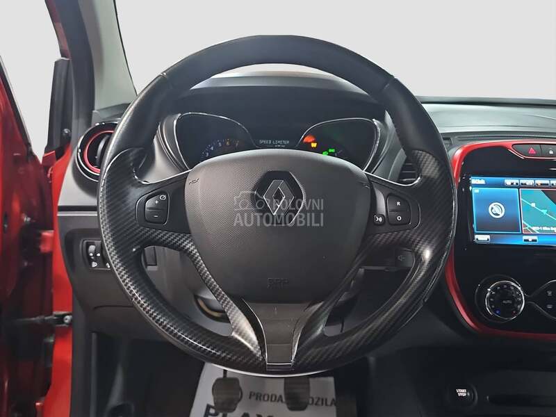 Renault Captur HELLY HANSEN