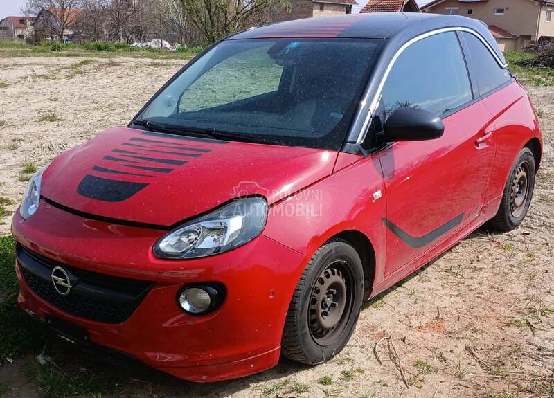 Opel Adam -  kompletan auto u delovima