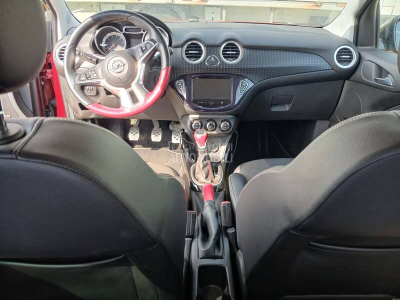 Opel Adam -  kompletan auto u delovima