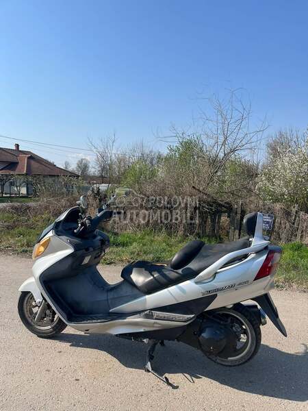 Suzuki burgman na prodaju