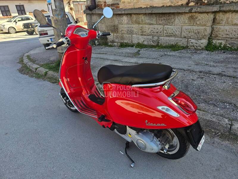 Vespa Primavera 150