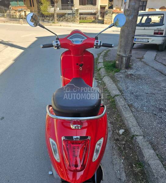 Vespa Primavera 150