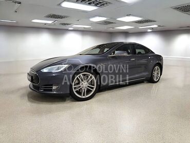 Tesla Model S S85