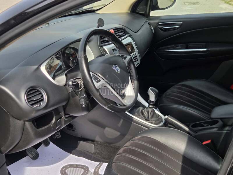 Lancia Delta 1.4 MultiAir