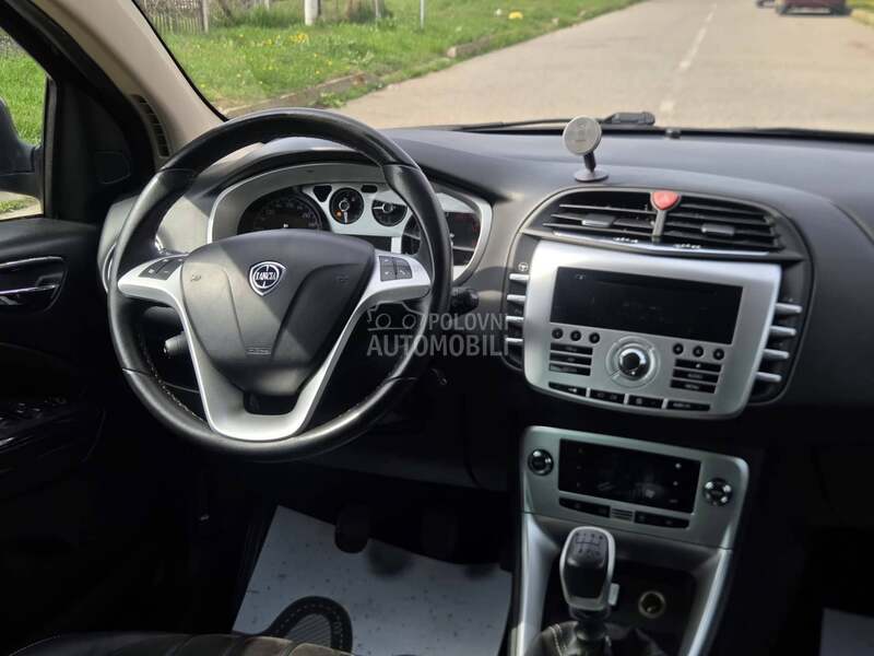 Lancia Delta 1.4 MultiAir