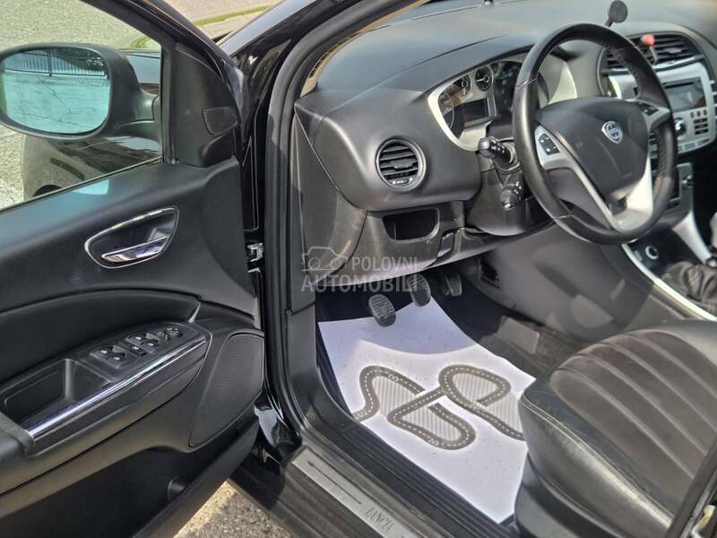 Lancia Delta 1.4 MultiAir