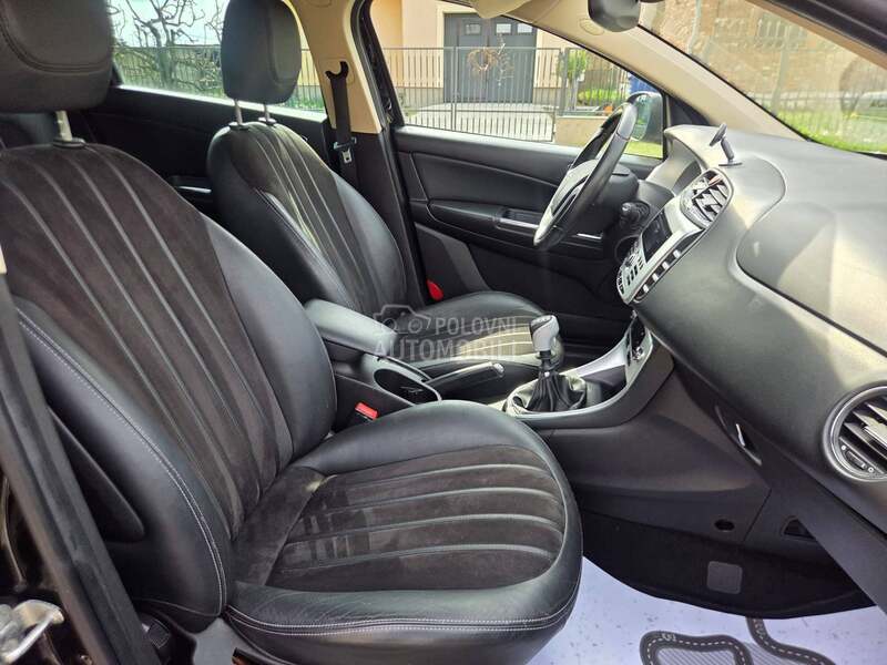 Lancia Delta 1.4 MultiAir