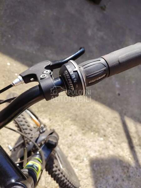 B TWIN ROCKRIDER 500