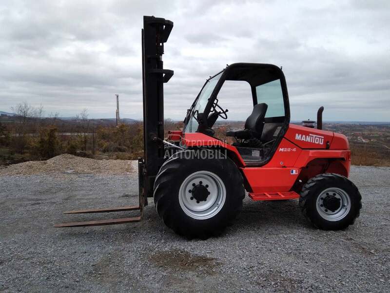 Manitou M26 4