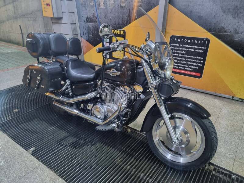 Honda Shadow Sabre VT1100 C2