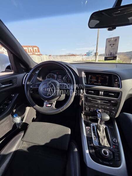Audi Q5 