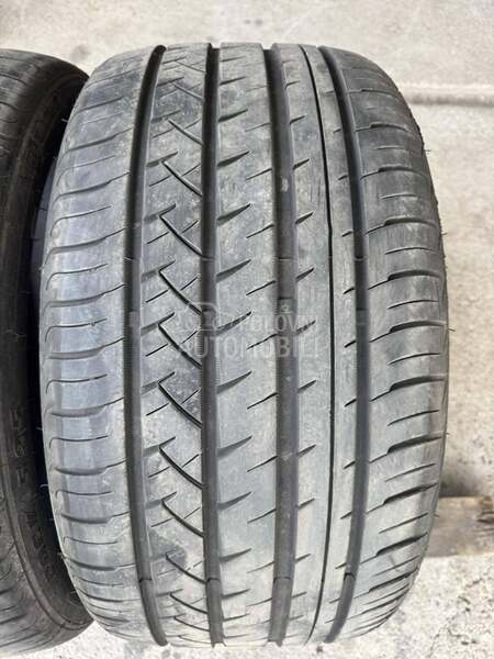 ROCKBLADE 275/35 R19 Letnja