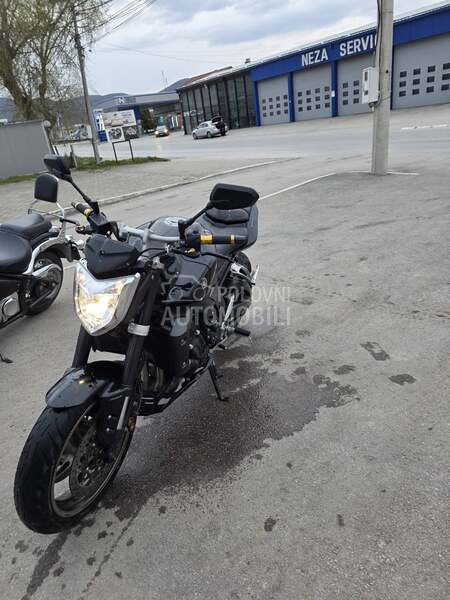 Yamaha Fz1n  iz CH