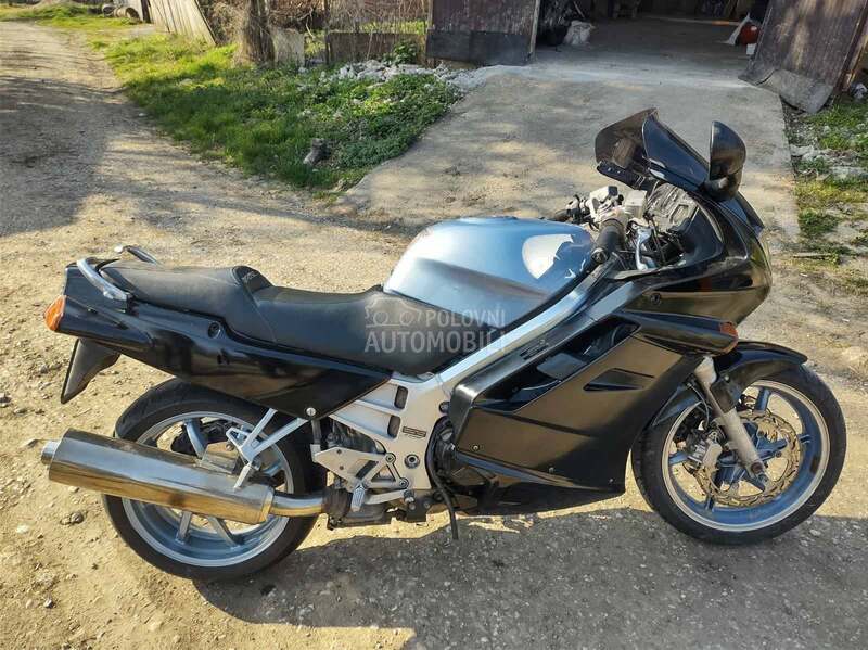 Honda VFR 750F