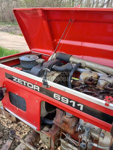 Zetor 6911