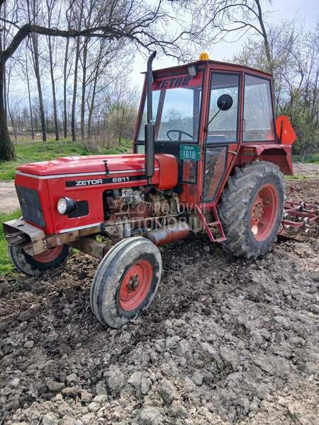 Zetor 6911