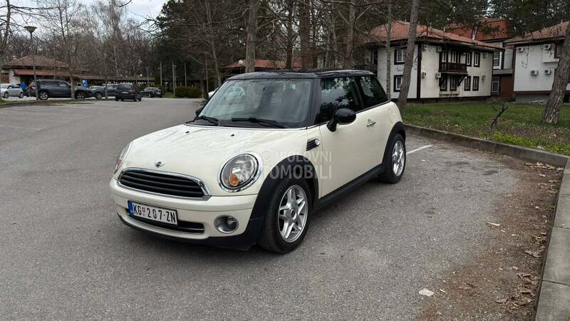 MINI One 
