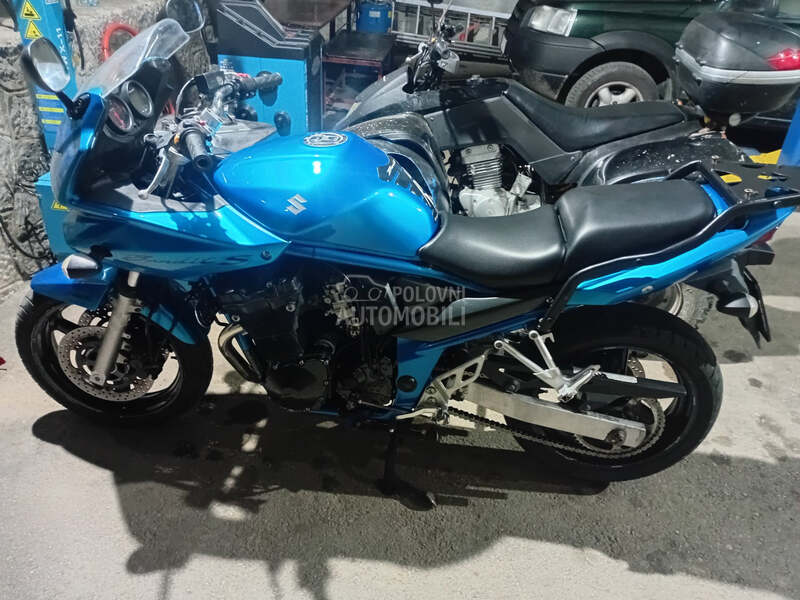 Suzuki gsf 650s