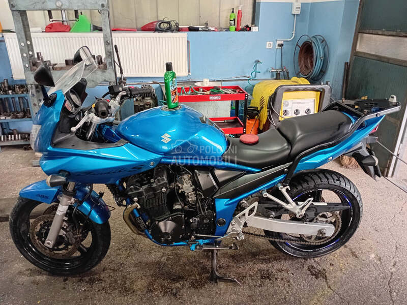 Suzuki gsf 650s
