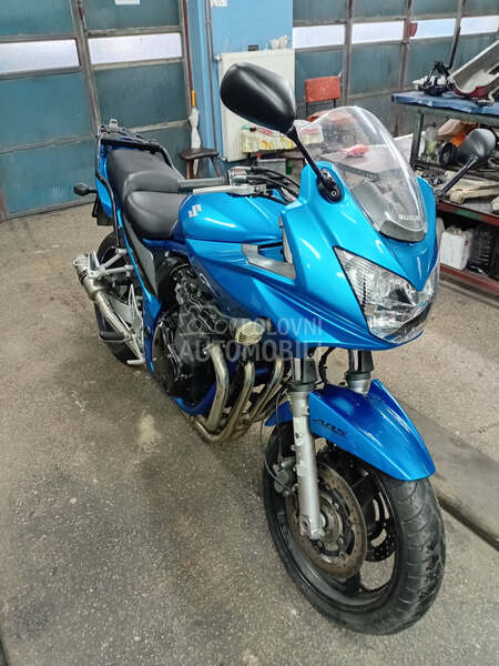 Suzuki gsf 650s
