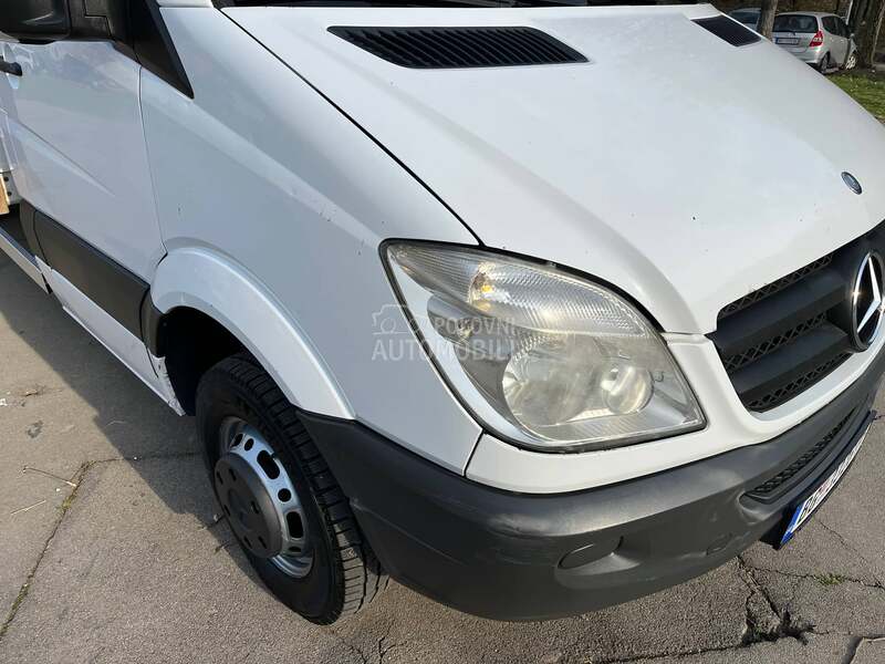 Mercedes Benz Sprinter 515